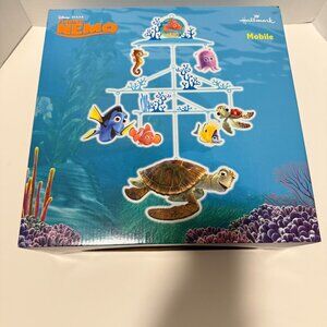 NWOT - Disney Pixar Finding Nemo Mobile By Hallmark 3D Figures